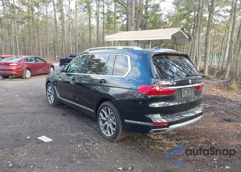 2020 BMW X7 xDrive40I z USA, uszkodzony, nr VIN 5UXCW2C08L9A02096